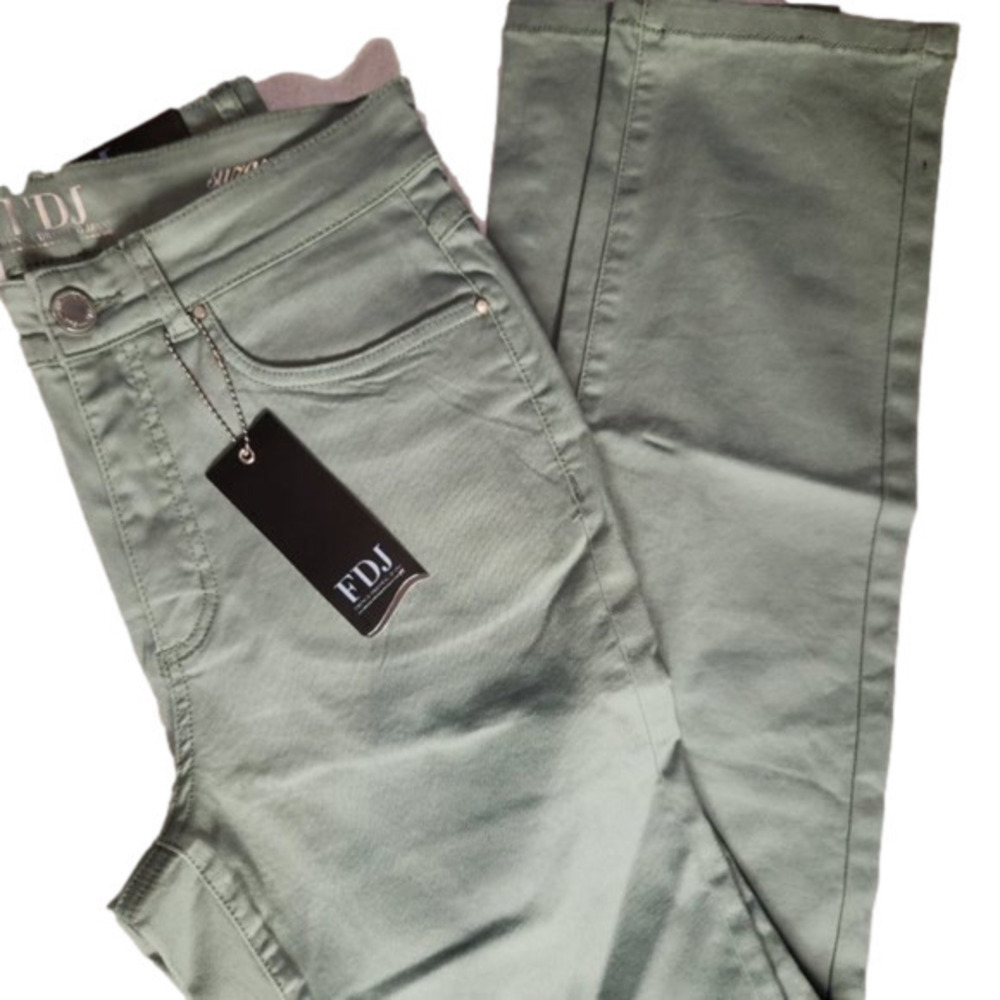 P043. French Dressing Jeans High Rise Sage Suzanne Jeans NWT |26